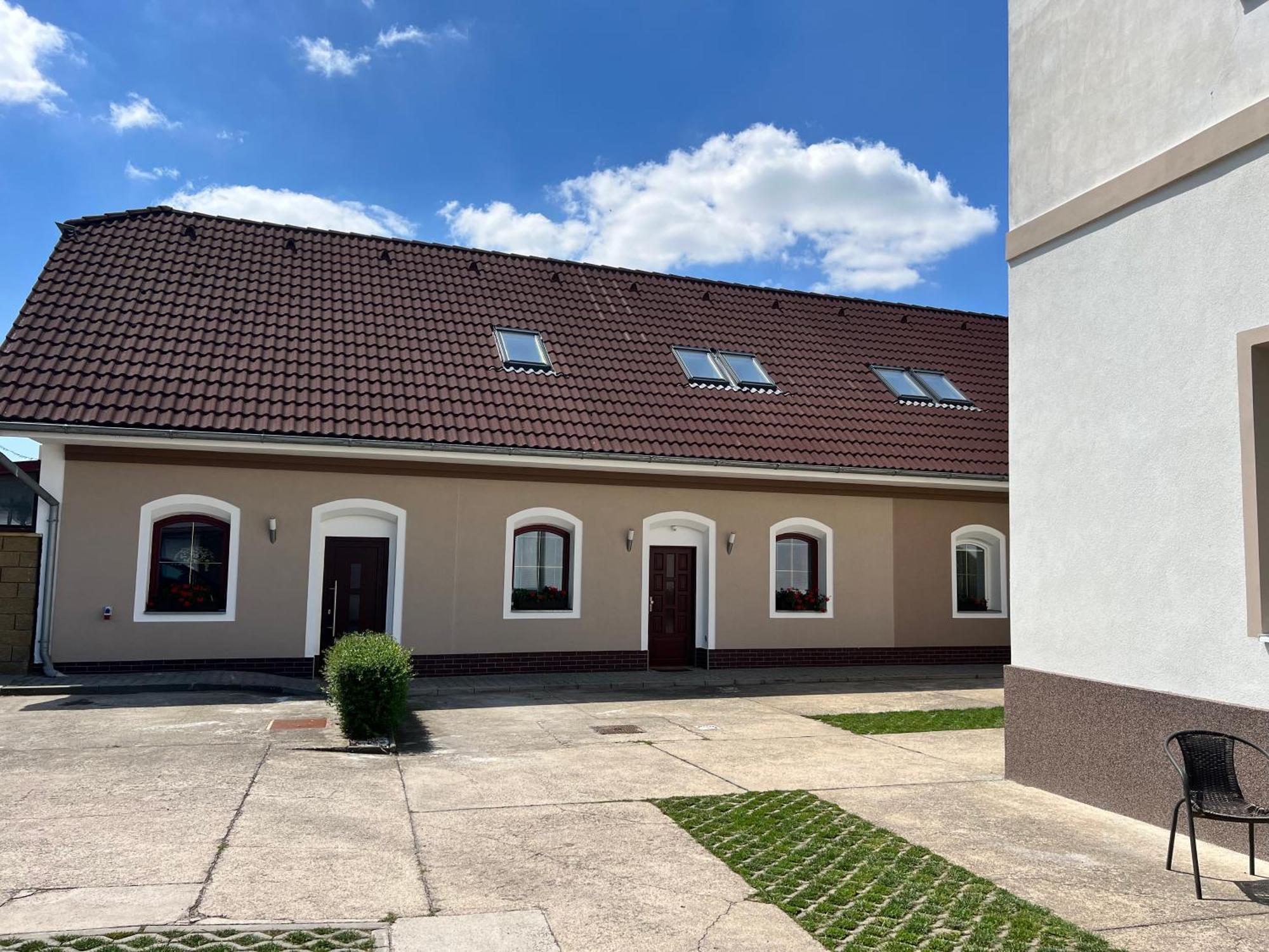 Penzion Manes Krabcice Exterior photo